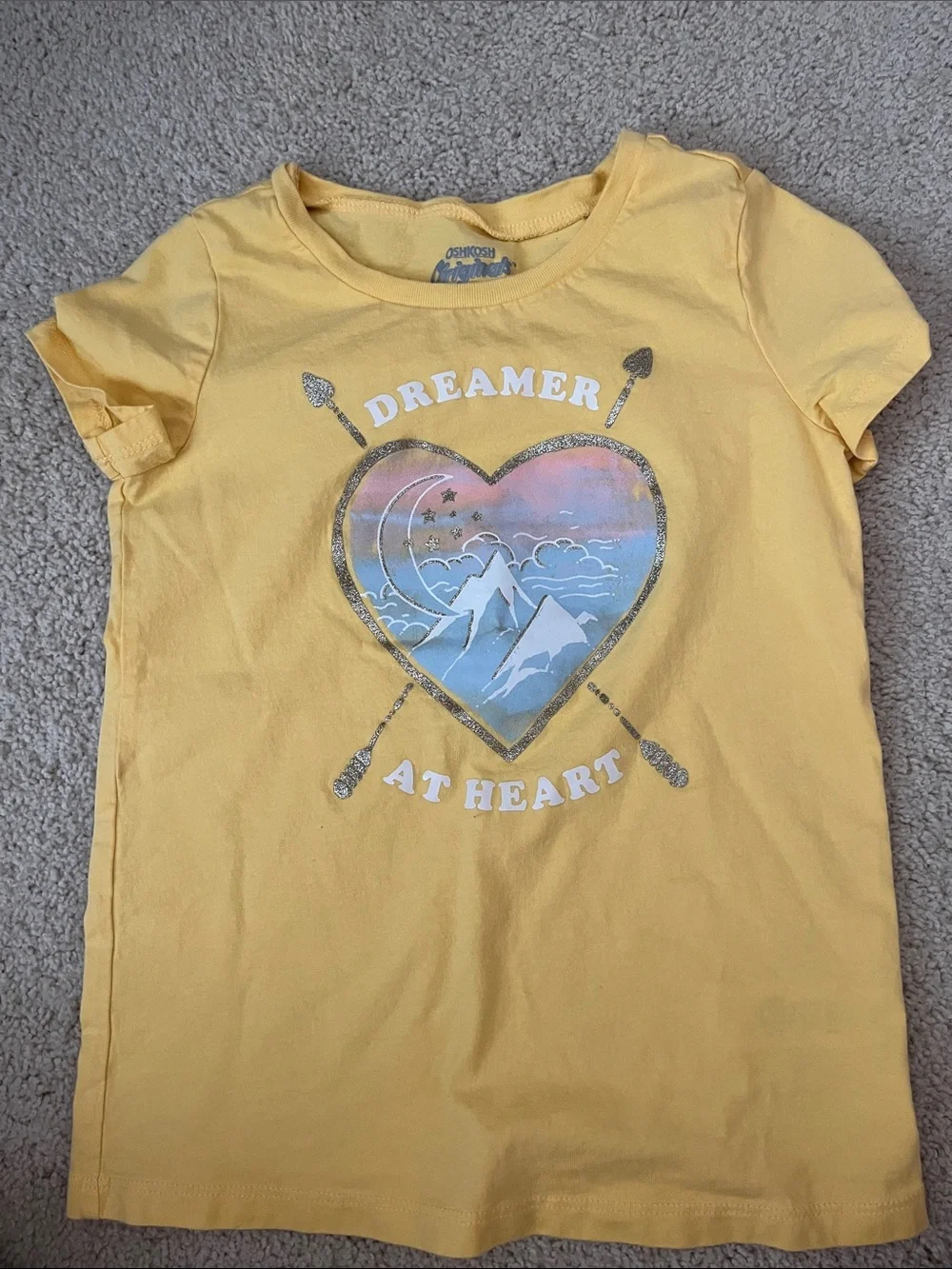 OshKosh B'gosh girls’ size 6/6X Yellow, White, Pink & Maroon Graphic Tee Set